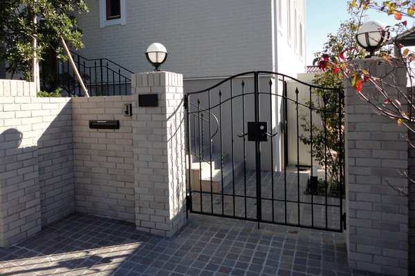 感性が響き合う、静かなる意匠。デザイナーと共に創る唯一無二の世界観